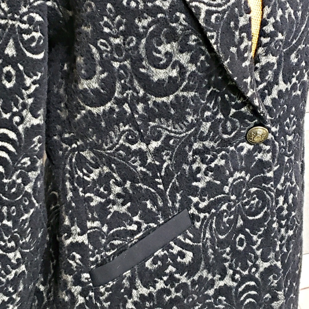Cabi Jacquard paisley print Blazer style 109 sz 2 - Picture 6 of 8